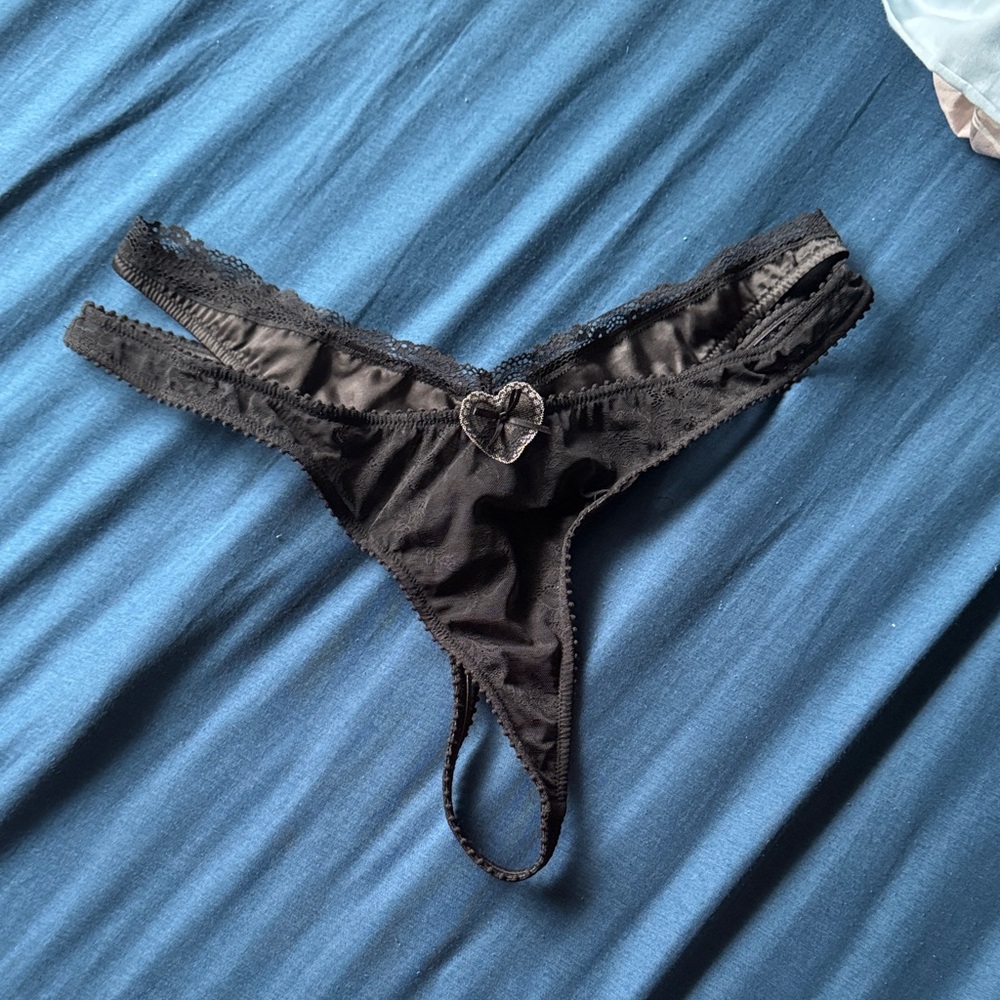 For Love and Lemons Heart Patterns Thong in Sz Large